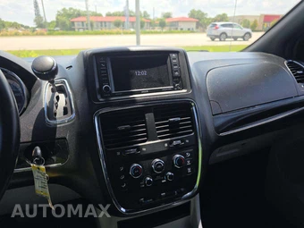 2019 Dodge Grand Caravan SXT 121.2" WB - miniatura 10