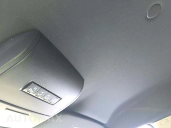 2019 Dodge Grand Caravan SXT 121.2" WB - miniatura 11