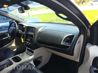2019 Dodge Grand Caravan SXT 121.2" WB - miniatura 20