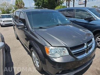 2019 Dodge Grand Caravan SXT 121.2" WB - miniatura 4