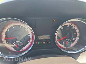 2019 Dodge Grand Caravan SXT 121.2" WB - miniatura 9