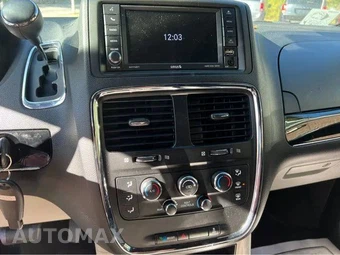 2019 Dodge Grand Caravan SXT 121.2" WB - miniatura 11