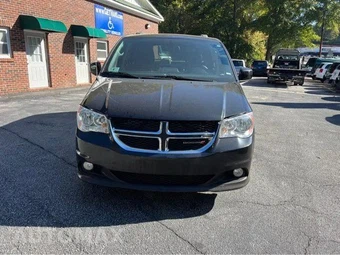 2019 Dodge Grand Caravan SXT 121.2" WB - miniatura 12