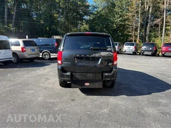 2019 Dodge Grand Caravan SXT 121.2" WB - miniatura 2