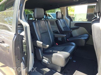 2019 Dodge Grand Caravan SXT 121.2" WB - miniatura 17