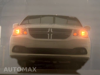 2019 Dodge Grand Caravan SXT 121.2" WB – miniatura 3