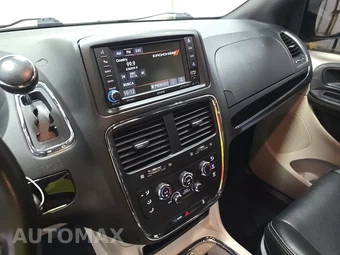 2019 Dodge Grand Caravan SXT 121.2" WB - miniatura 11