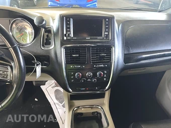 2019 Dodge Grand Caravan SXT 121.2" WB – miniatura 11