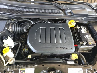 2019 Dodge Grand Caravan SXT 121.2" WB – miniatura 16