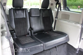 2019 Dodge Grand Caravan SXT 121.2" WB - miniatura 34