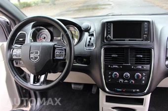 2019 Dodge Grand Caravan SXT 121.2" WB - miniatura 47