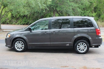 2019 Dodge Grand Caravan SXT 121.2" WB - miniatura 6