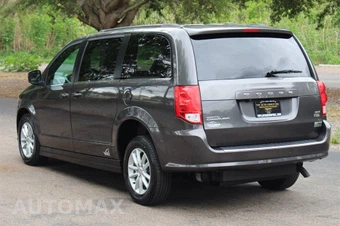 2019 Dodge Grand Caravan SXT 121.2" WB - miniatura 7