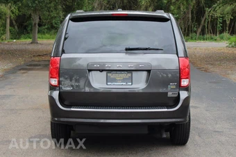 2019 Dodge Grand Caravan SXT 121.2" WB - miniatura 8