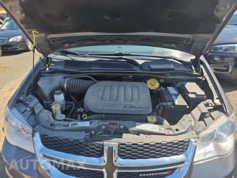 2019 Dodge Grand Caravan SXT 121.2" WB - miniatura 18