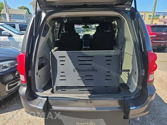 2019 Dodge Grand Caravan SXT 121.2" WB - miniatura 19