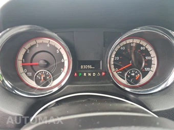 2019 Dodge Grand Caravan SXT 121.2" WB - miniatura 12
