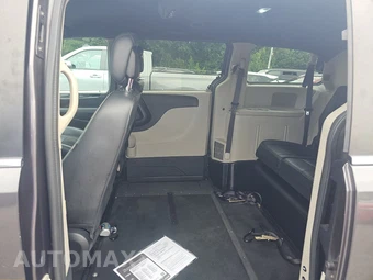 2019 Dodge Grand Caravan SXT 121.2" WB - miniatura 13
