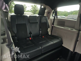 2019 Dodge Grand Caravan SXT 121.2" WB - miniatura 14