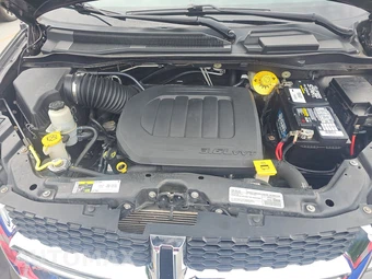 2019 Dodge Grand Caravan SXT 121.2" WB - miniatura 16