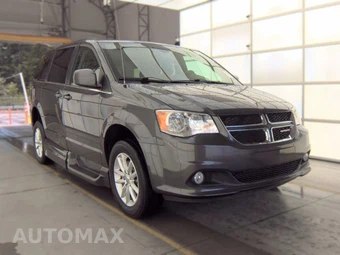 2019 Dodge Grand Caravan SXT 121.2" WB - miniatura 3