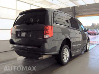 2019 Dodge Grand Caravan SXT 121.2" WB - miniatura 4