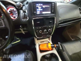 2019 Dodge Grand Caravan SXT 121.2" WB – miniatura 10