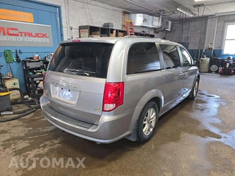 2019 Dodge Grand Caravan SXT 121.2" WB – miniatura 3