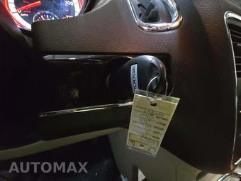 2019 Dodge Grand Caravan SXT 121.2" WB – miniatura 8