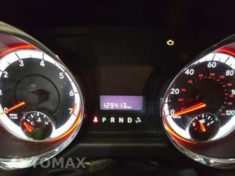 2019 Dodge Grand Caravan SXT 121.2" WB – miniatura 9