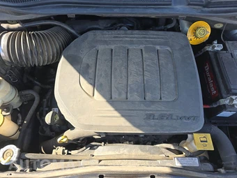 2019 Dodge Grand Caravan SXT 121.2" WB - miniatura 16
