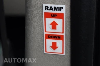 2019 Dodge Grand Caravan SXT 121.2" WB - miniatura 40