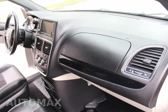 2019 Dodge Grand Caravan SXT 121.2" WB - miniatura 47