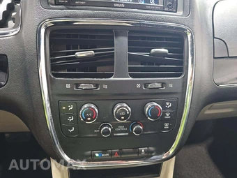 2019 Dodge Grand Caravan SXT 121.2" WB – miniatura 33