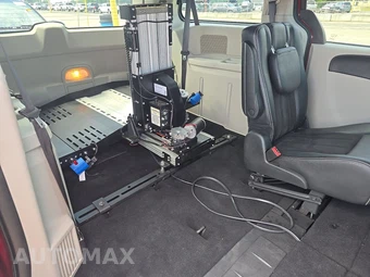 2019 Dodge Grand Caravan SXT 121.2" WB - miniatura 14
