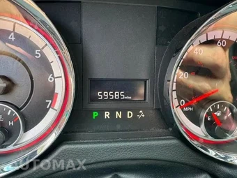 2019 Dodge Grand Caravan SXT 121.2" WB - miniatura 12