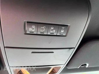 2019 Dodge Grand Caravan SXT 121.2" WB - miniatura 16