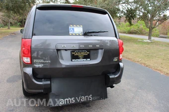 2019 Dodge Grand Caravan SXT 121.2" WB - miniatura 18
