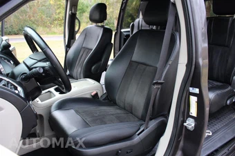 2019 Dodge Grand Caravan SXT 121.2" WB - miniatura 28