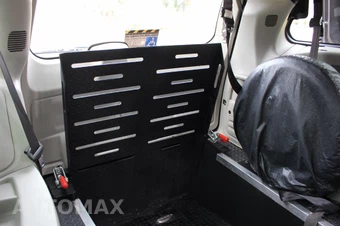 2019 Dodge Grand Caravan SXT 121.2" WB - miniatura 33