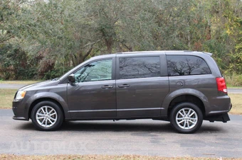 2019 Dodge Grand Caravan SXT 121.2" WB - miniatura 6
