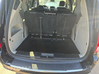 2019 Dodge Grand Caravan SXT 121.2" WB - miniatura 17