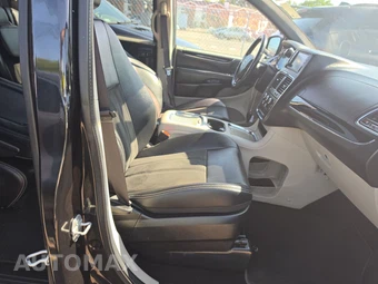 2019 Dodge Grand Caravan SXT 121.2" WB - miniatura 8