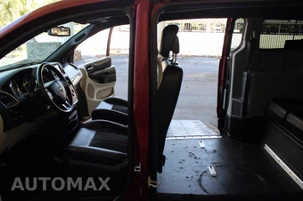 2019 Dodge Grand Caravan SXT 121.2" WB - miniatura 29