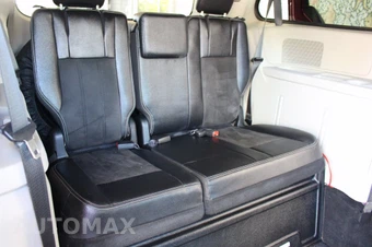 2019 Dodge Grand Caravan SXT 121.2" WB - miniatura 35