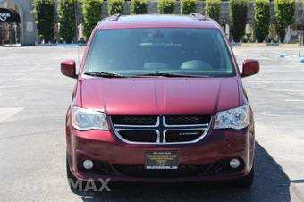 2019 Dodge Grand Caravan SXT 121.2" WB - miniatura 4