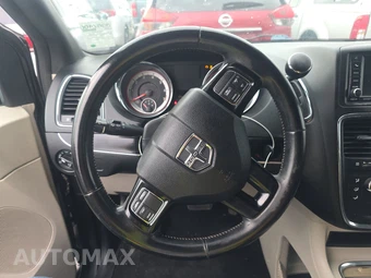 2019 Dodge Grand Caravan SXT 121.2" WB – miniatura 10