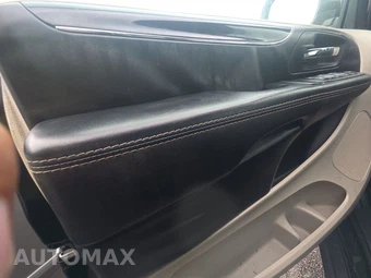 2019 Dodge Grand Caravan SXT 121.2" WB – miniatura 9