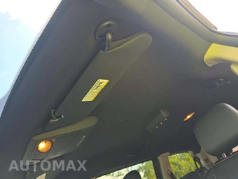 2019 Dodge Grand Caravan SXT 121.2" WB – miniatura 8