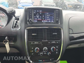 2019 Dodge Grand Caravan SXT 121.2" WB - miniatura 10
